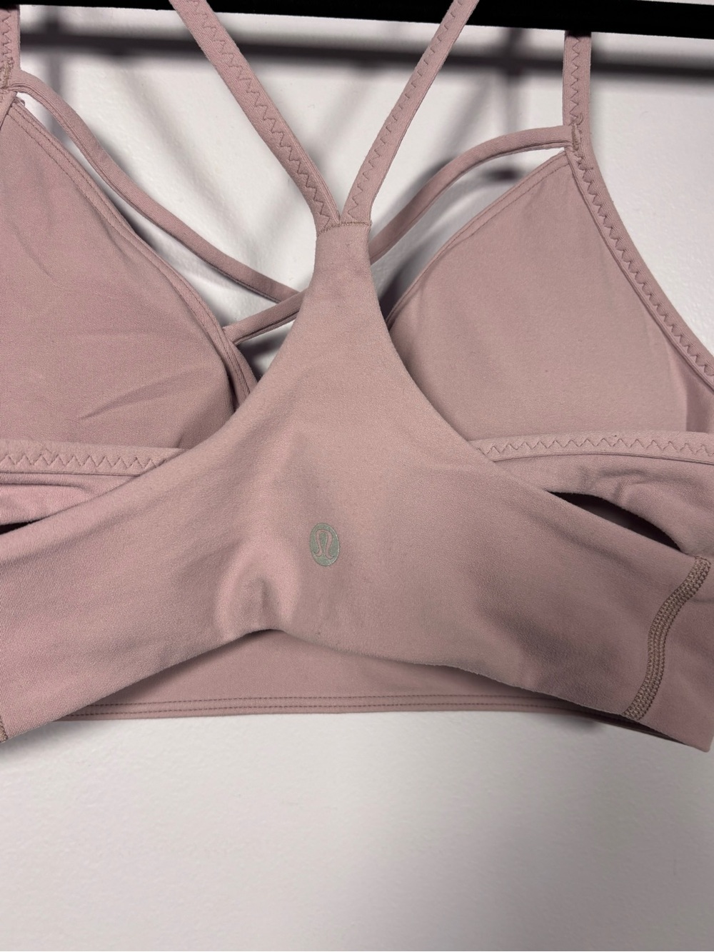 Lululemon athletica Strappy Athletic Sportsbra In Blush Pink Size 6 - Picture 4 of 5